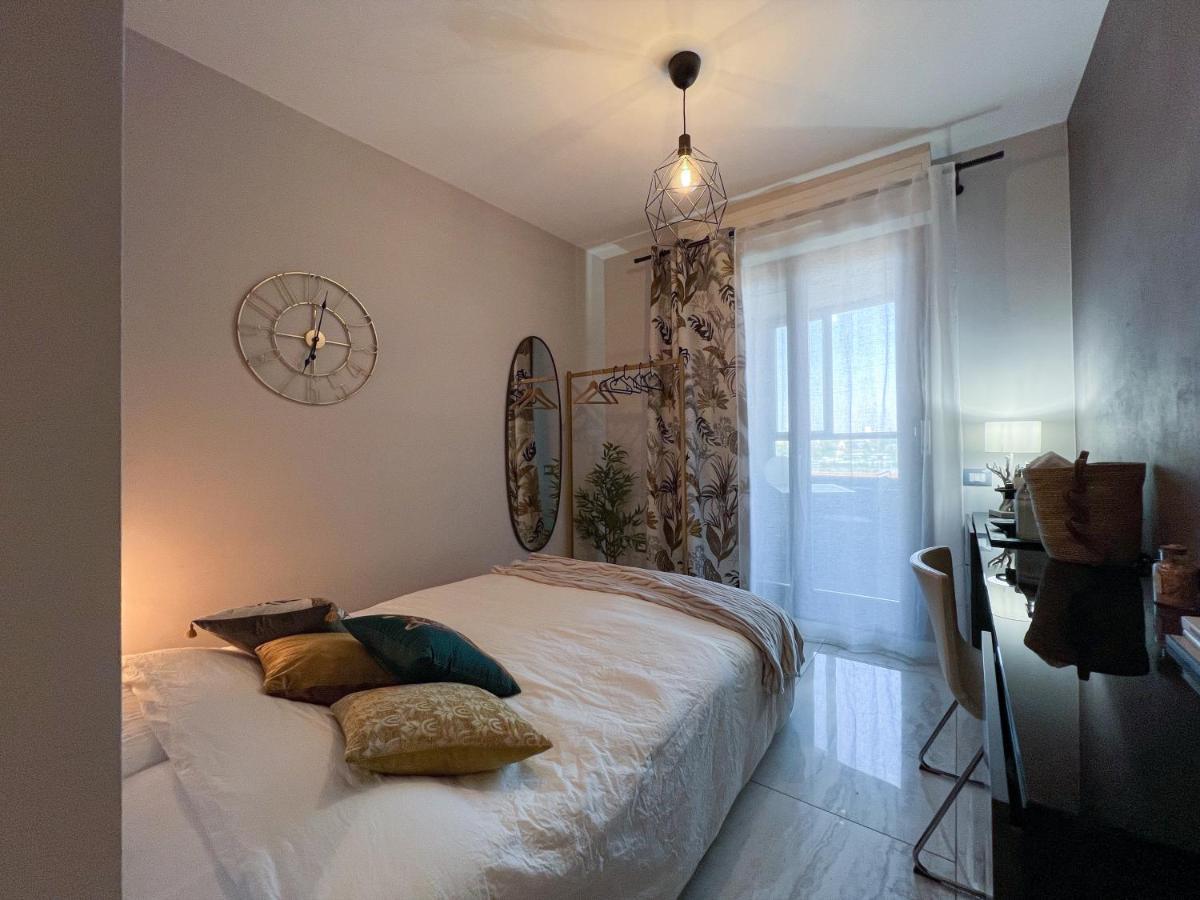 Holy-Day Rooms Milano Luaran gambar