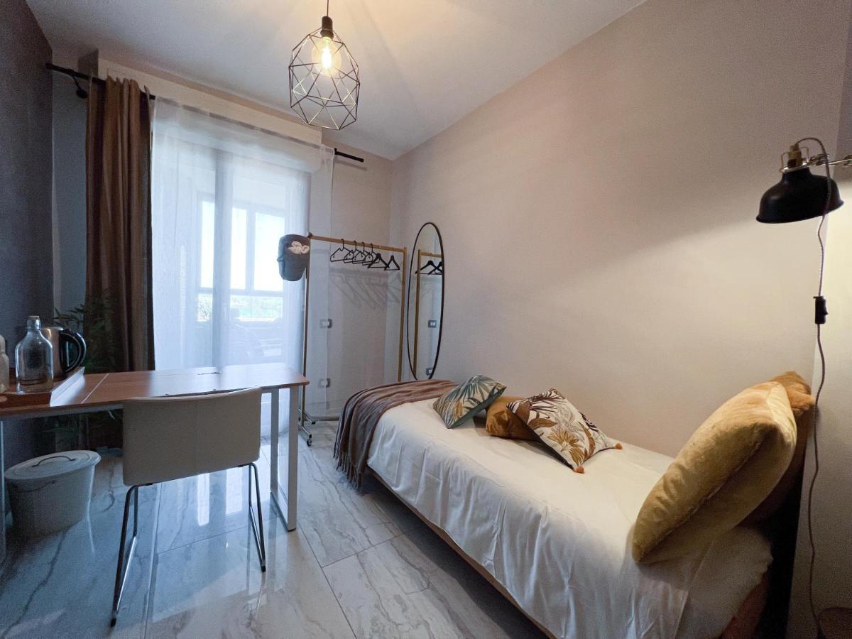 Holy-Day Rooms Milano Luaran gambar