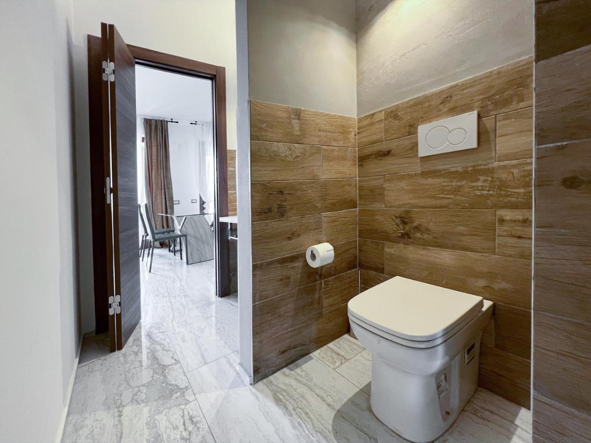 Holy-Day Rooms Milano Luaran gambar